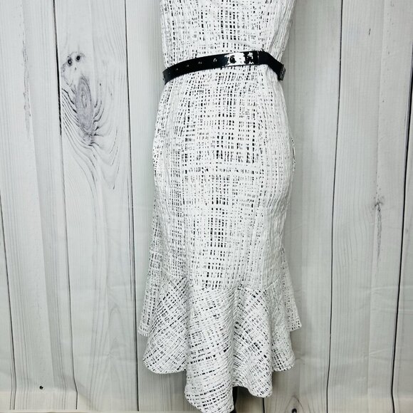 KARL LAGERFELD PARIS Jacquard Fit & Flare Dress Sz 4 Black White Belted - Picture 7 of 12